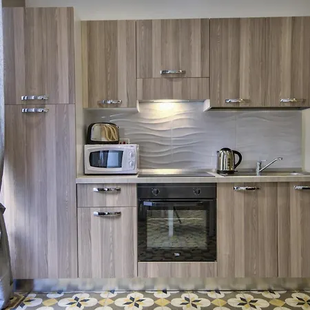 Apartman Borgo 1 & 2-bedroom Self-catering In By Tritoni