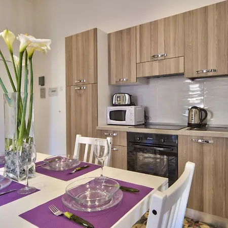 Borgo 1 & 2-bedroom Self-catering In By Tritoni Valletta