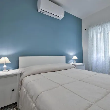 Apartman Borgo 1 & 2-bedroom Self-catering In By Tritoni