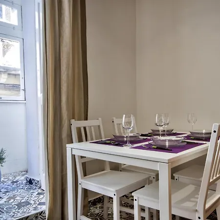 Borgo 1 & 2-bedroom Self-catering In By Tritoni * La Valletta