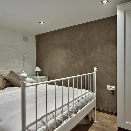 Appartement Borgo 1 & 2 Bedroom Self-catering Units In
