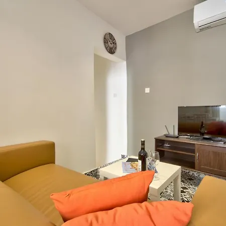 Apartment Borgo 1 & 2-bedroom Self-catering In By Tritoni