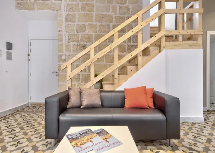 Borgo 1 & 2-bedroom Self-catering In By Tritoni Apartament *